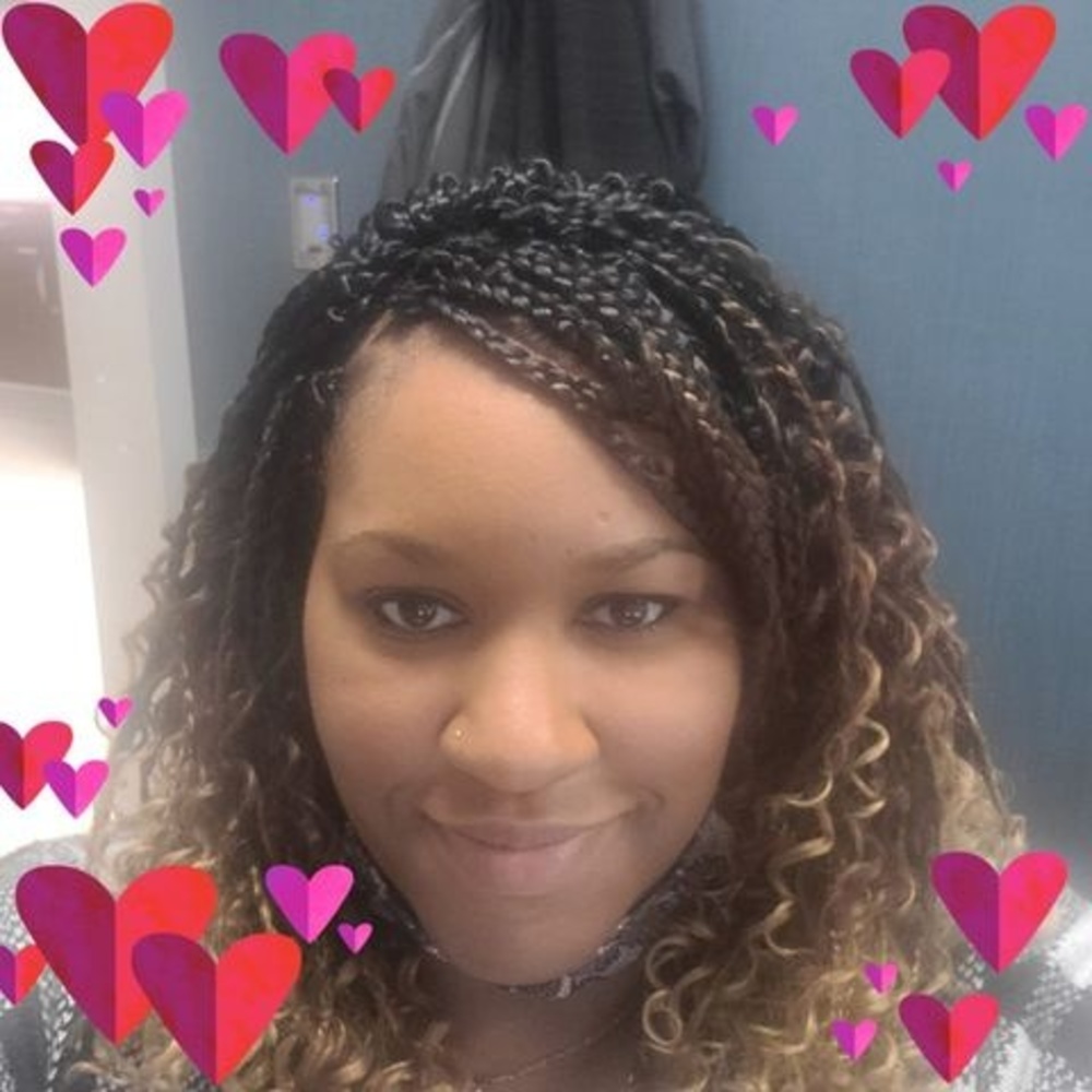 Meet your Posher, Stefanie